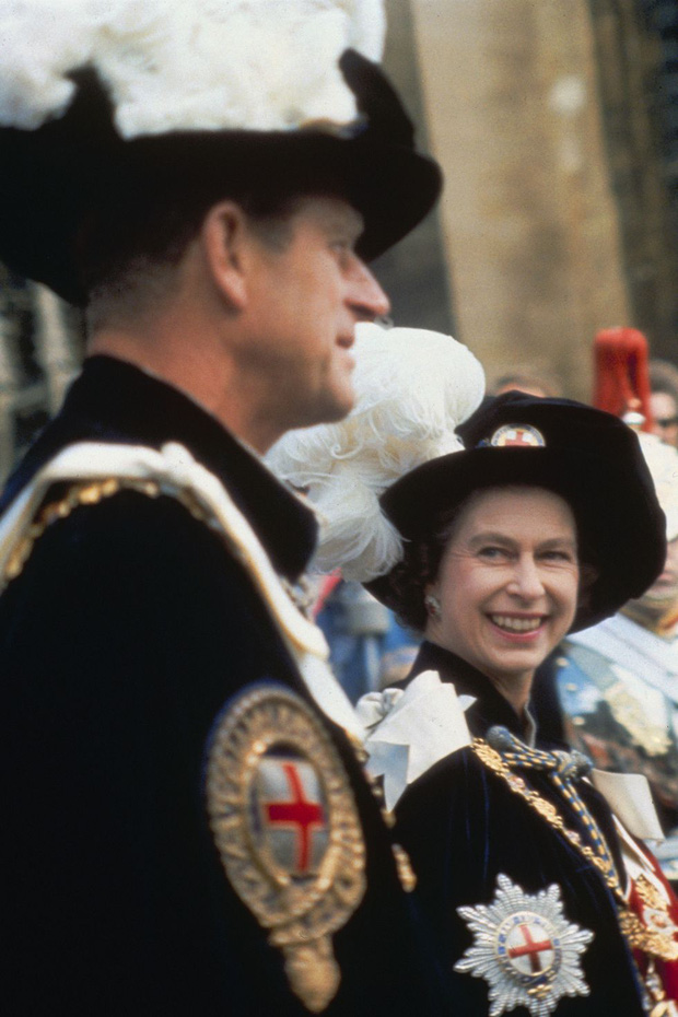 Nhìn lại những khoảnh khắc đẹp nhất của Hoàng thân Philip và Nữ hoàng Anh: Chuyện tình đôi đũa lệch cùng cuộc hôn nhân bền vững hơn 70 năm - Ảnh 9.